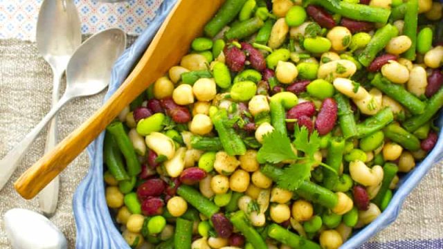 SALAD CURRY BEAN
