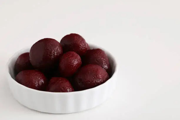 Beetroot Cooked Whole Peeled